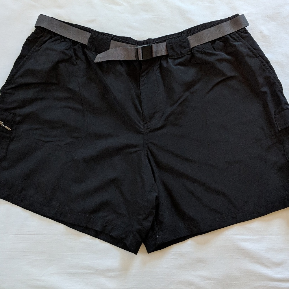 Women's Columbia Shorts